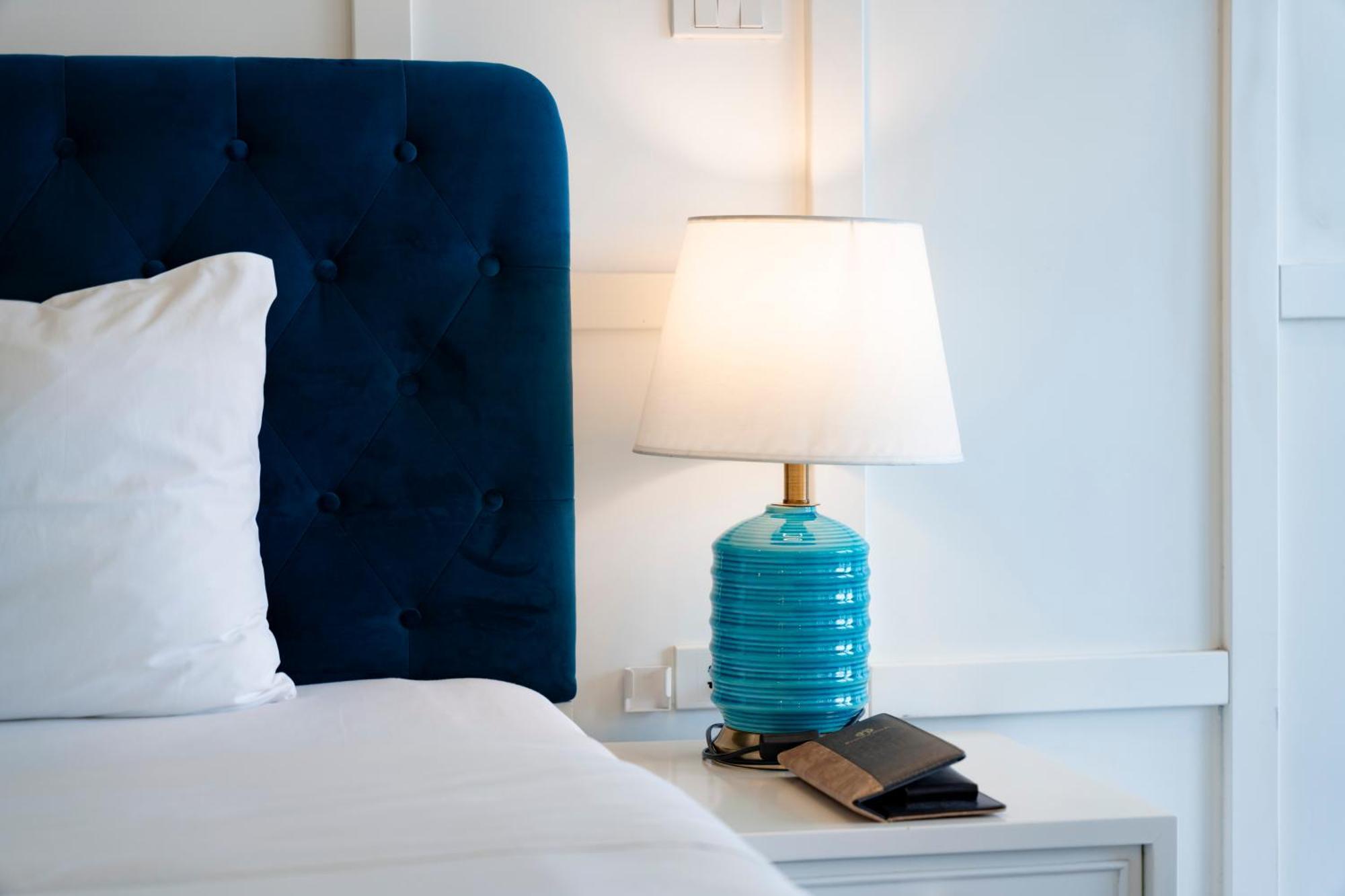 Minasi Hanoioi Lakeside Hotel Екстер'єр фото
